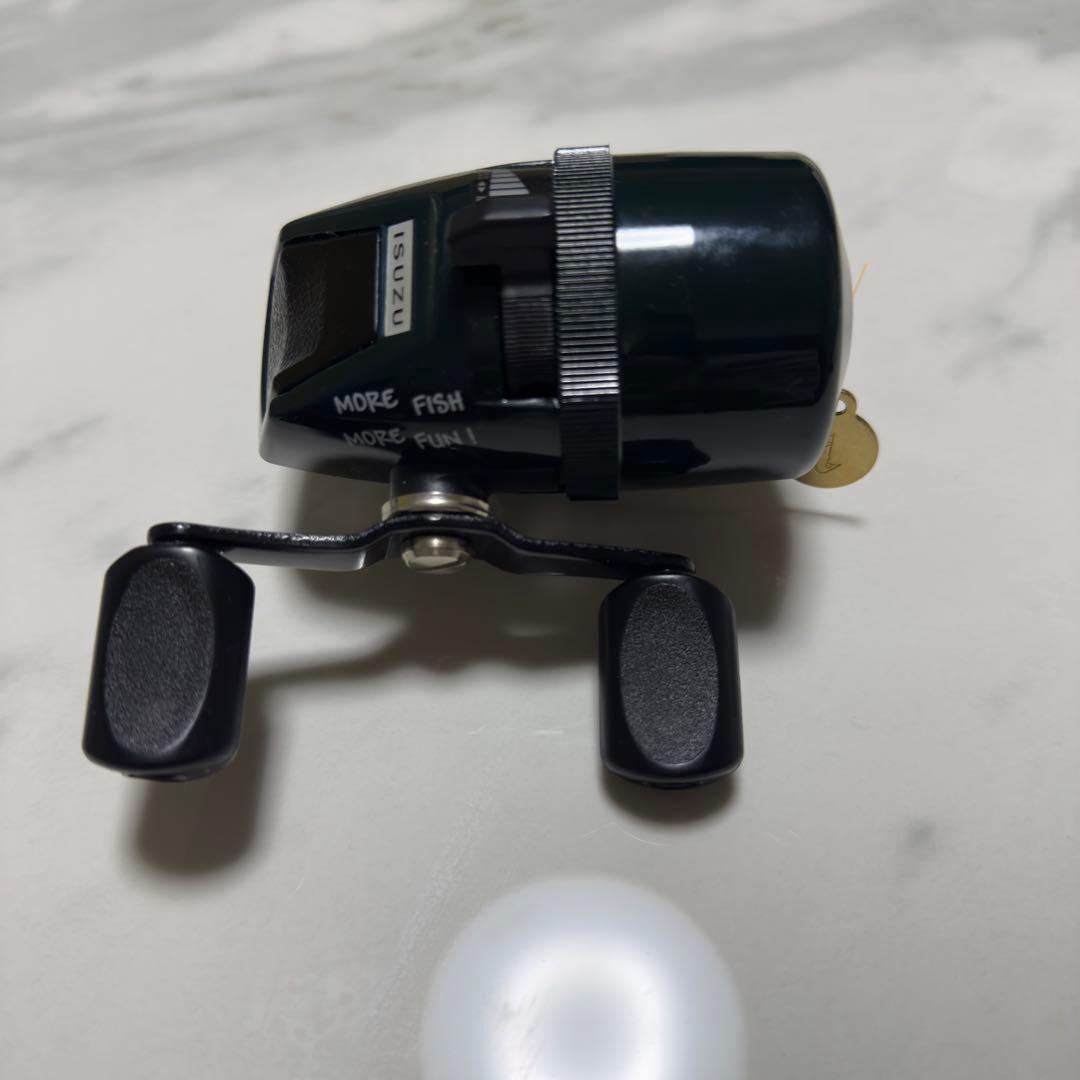 五十鈴工業　ピッキーノ　ダークグリーン　スピンキャストリール