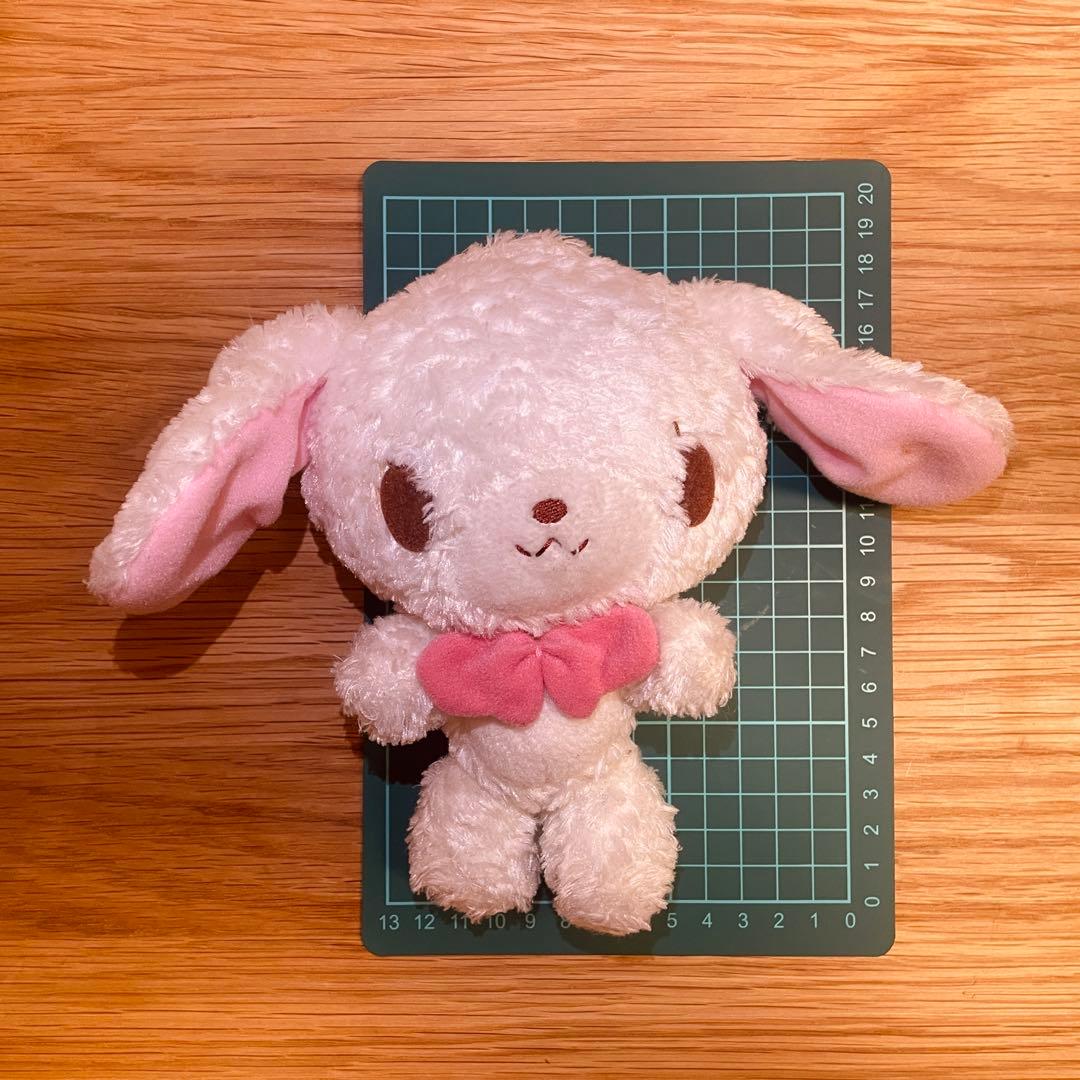 シュガーバニーズ　初代ぬいぐるみ(しろうさ　くろうさ)2004年