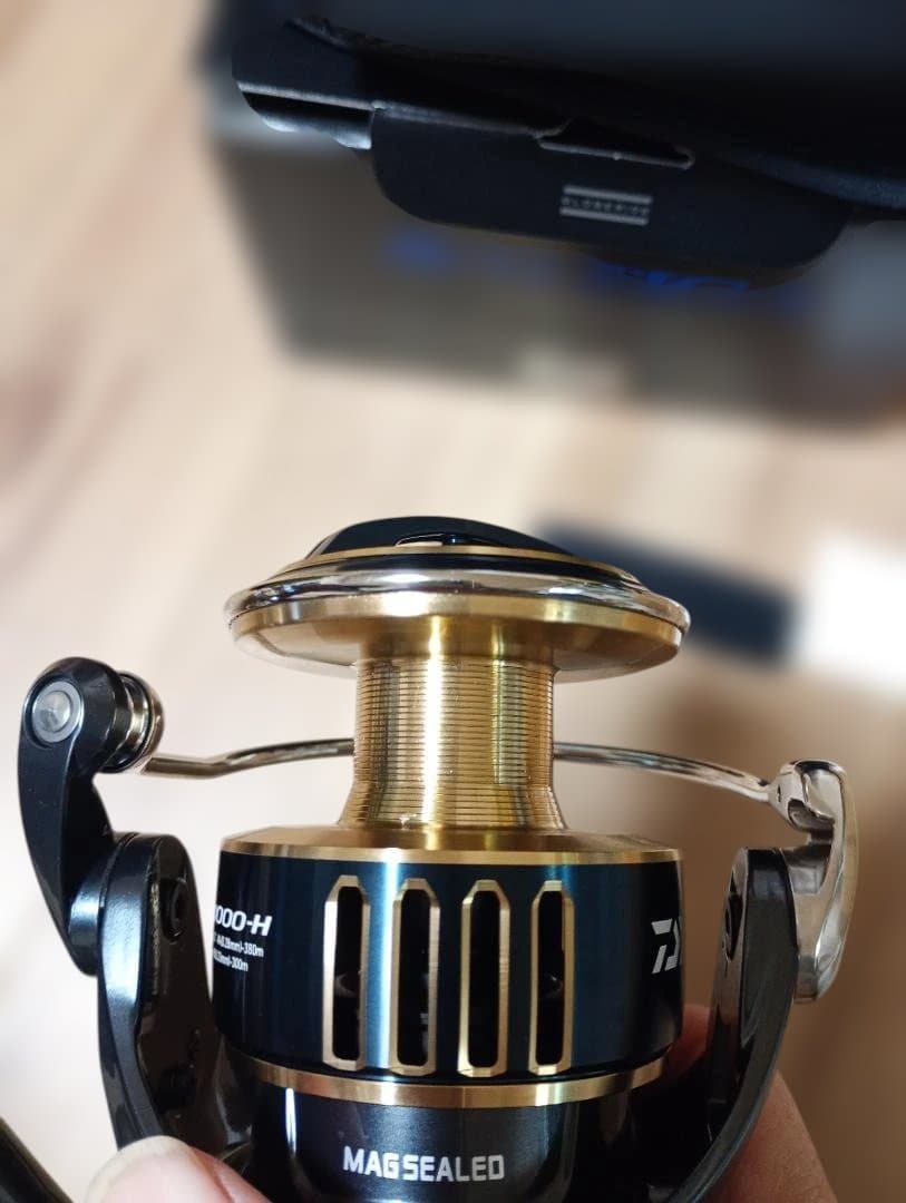 Daiwa Saltiga スピニングリール　25ソルティガ10000H