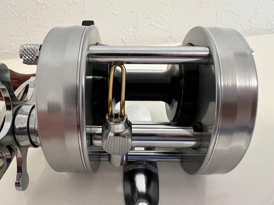 アブガルシア アンバサダー2500C IAR