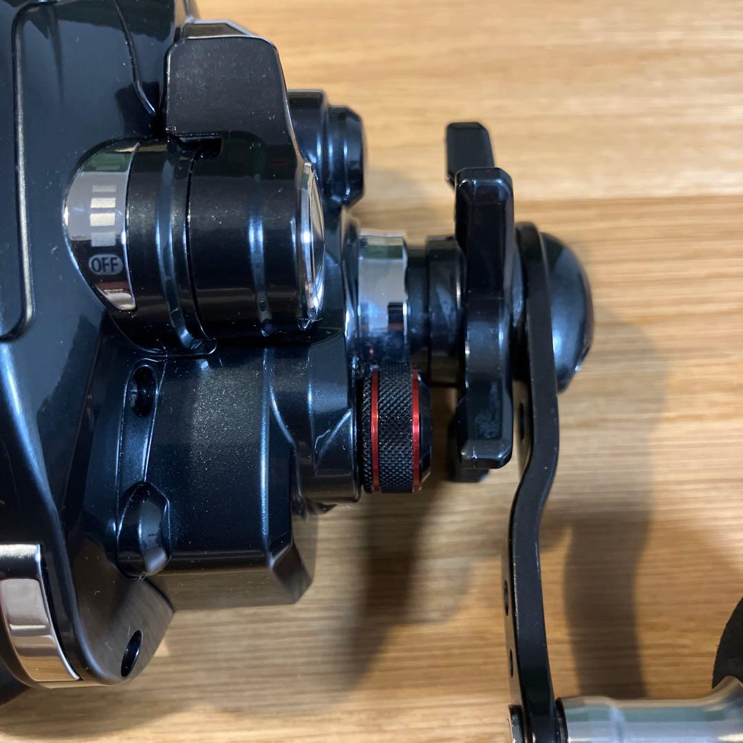 中古　SHIMANO プレイズ800 電動リール、バッテリー付き