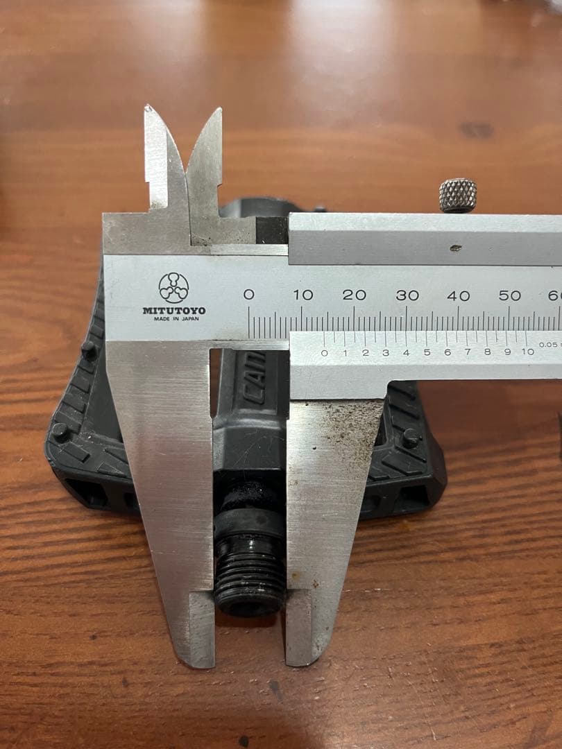 Cannondale バッドボーイ純正ペダル