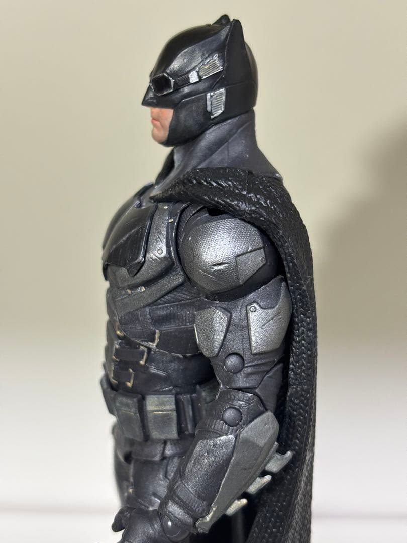 カスタム塗装品 マルチバース タクティカルバットマン フィギュア figure