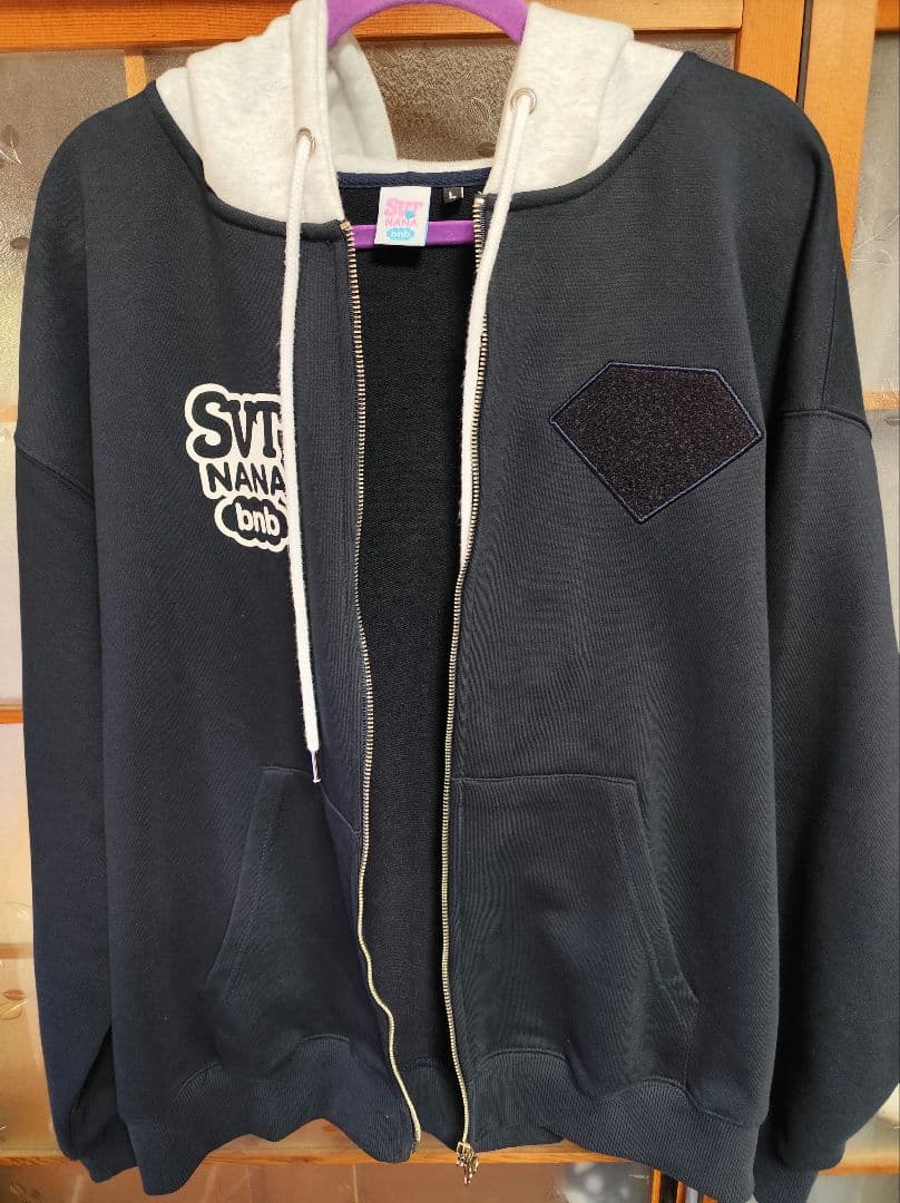 SEVENTEEN NANA bnb ナナ民泊 フーディー Lサイズ