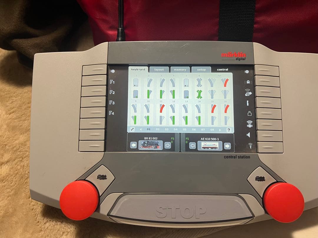 メルクリン　セントラルステーション2 (CS2) デジタルコントローラー