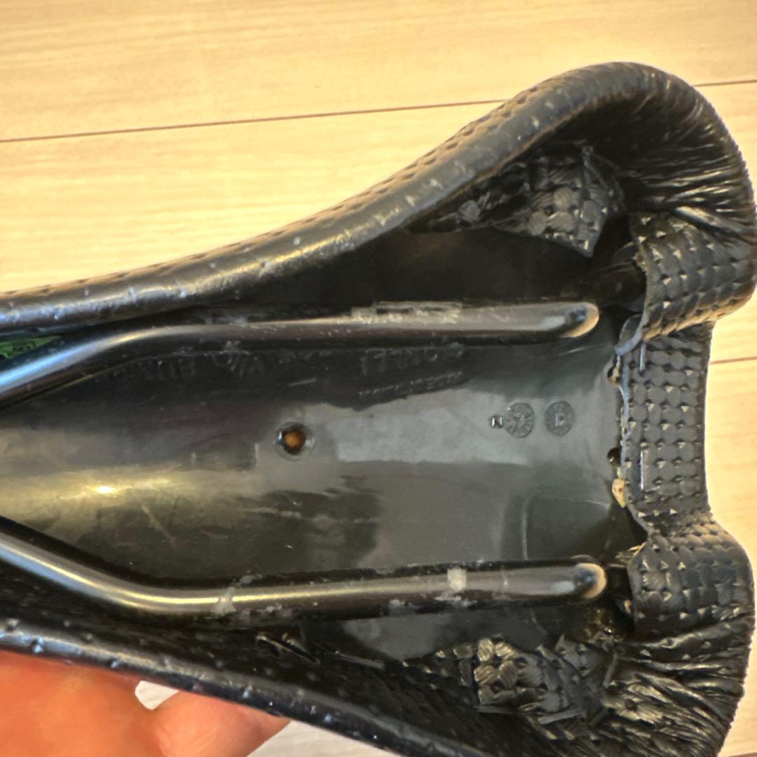 odyssey オデッセイ　コブラ　サドル ブルックリンマシンワークス