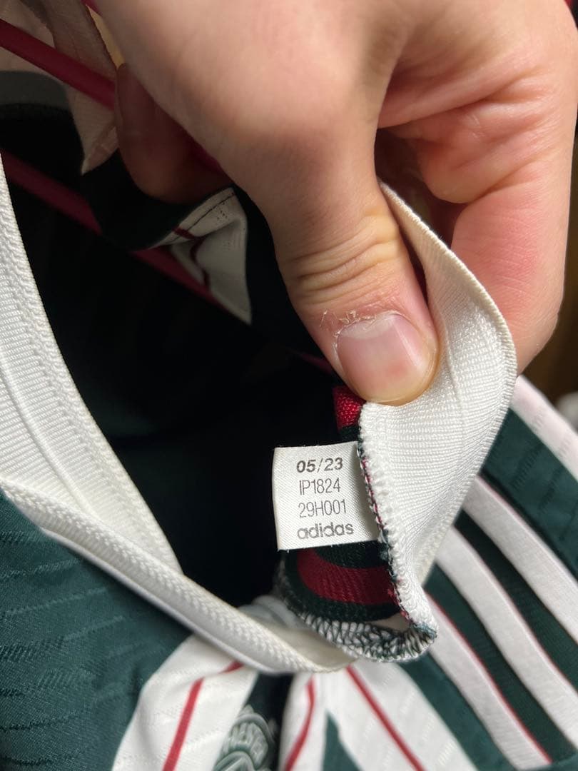 マンチェスターユナイテッド マウント　オーセンティック　ユニフォーム　正規品