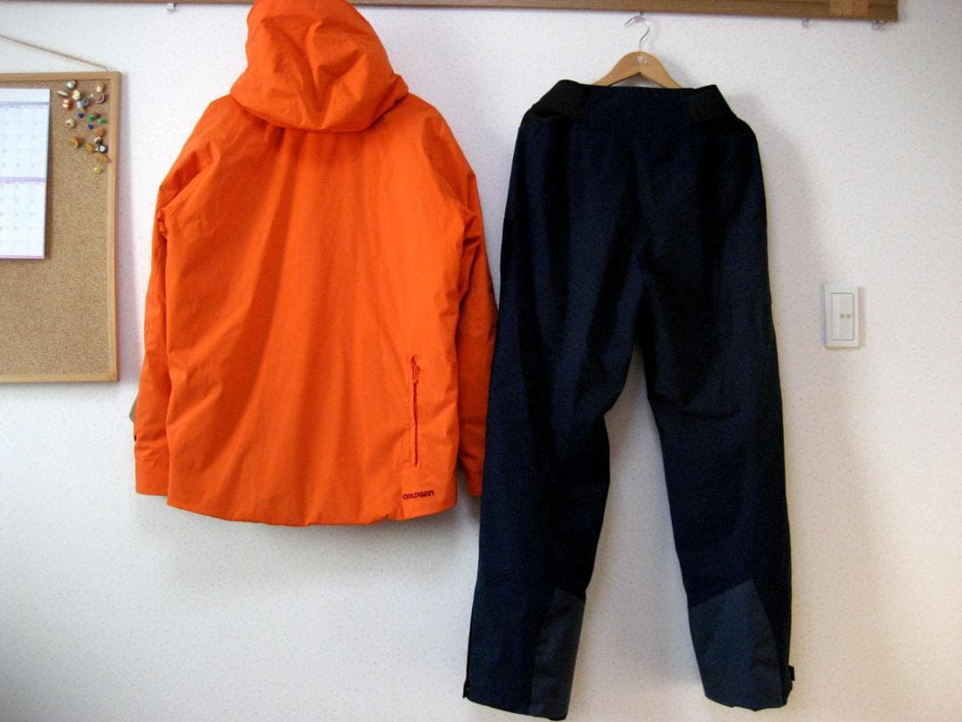値下げ　ゴールドウィン 高機能ウェア 上下XXLサイズセット