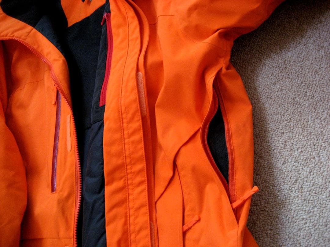 値下げ　ゴールドウィン 高機能ウェア 上下XXLサイズセット