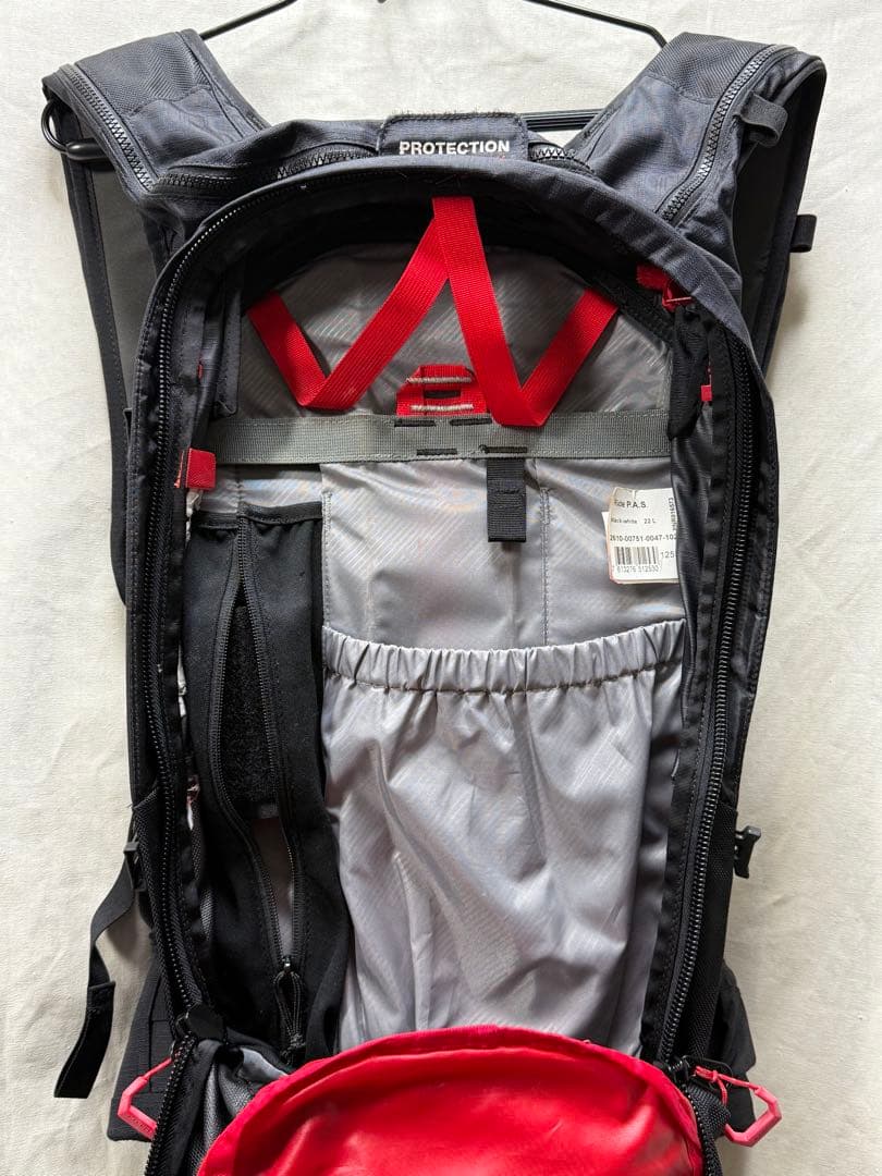 MAMMUT スノーボード用バックパック（雪崩エアバッグオマケ）