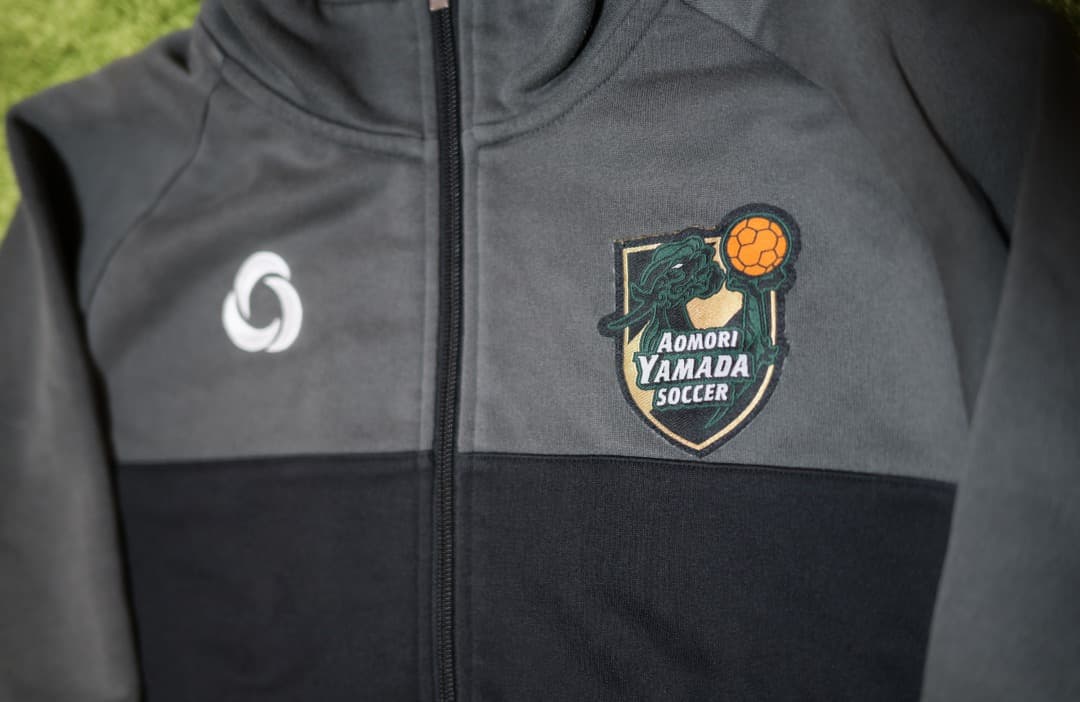 青森山田サッカー部　トップチームセットアップ　Mサイズ