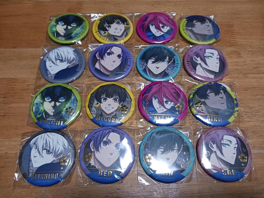 ブルーロック 全１６種 トレーディングマット 缶バッジ コンプリートセット