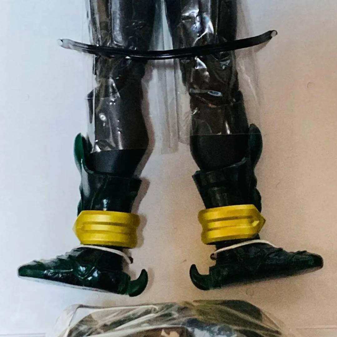 TMH 仮面ライダーギルス 完品級 大型リアルフィギュア【希少・絶版】25周年