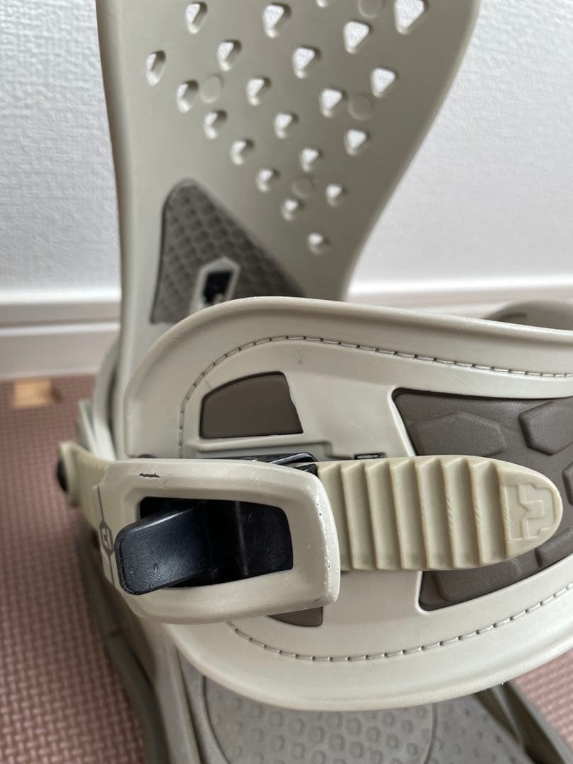 UNION BINDING STRATA ビンディング ユニオン　ストラータ