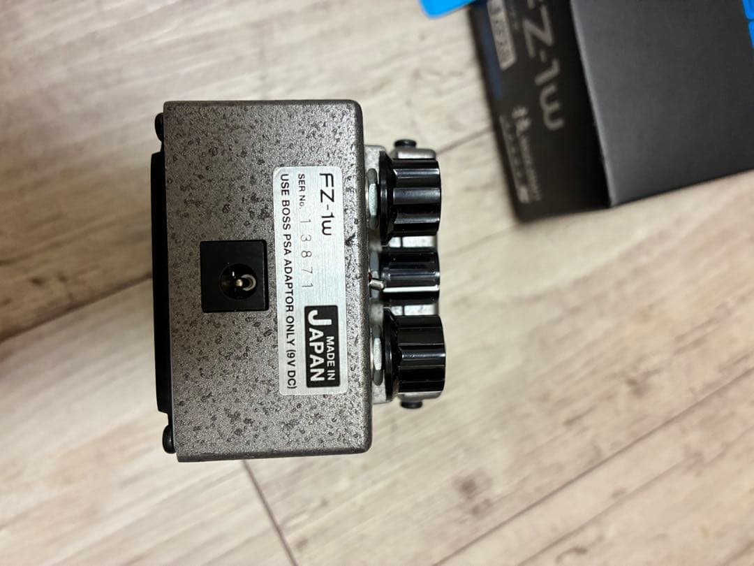 BOSS FZ-1W ギターエフェクター