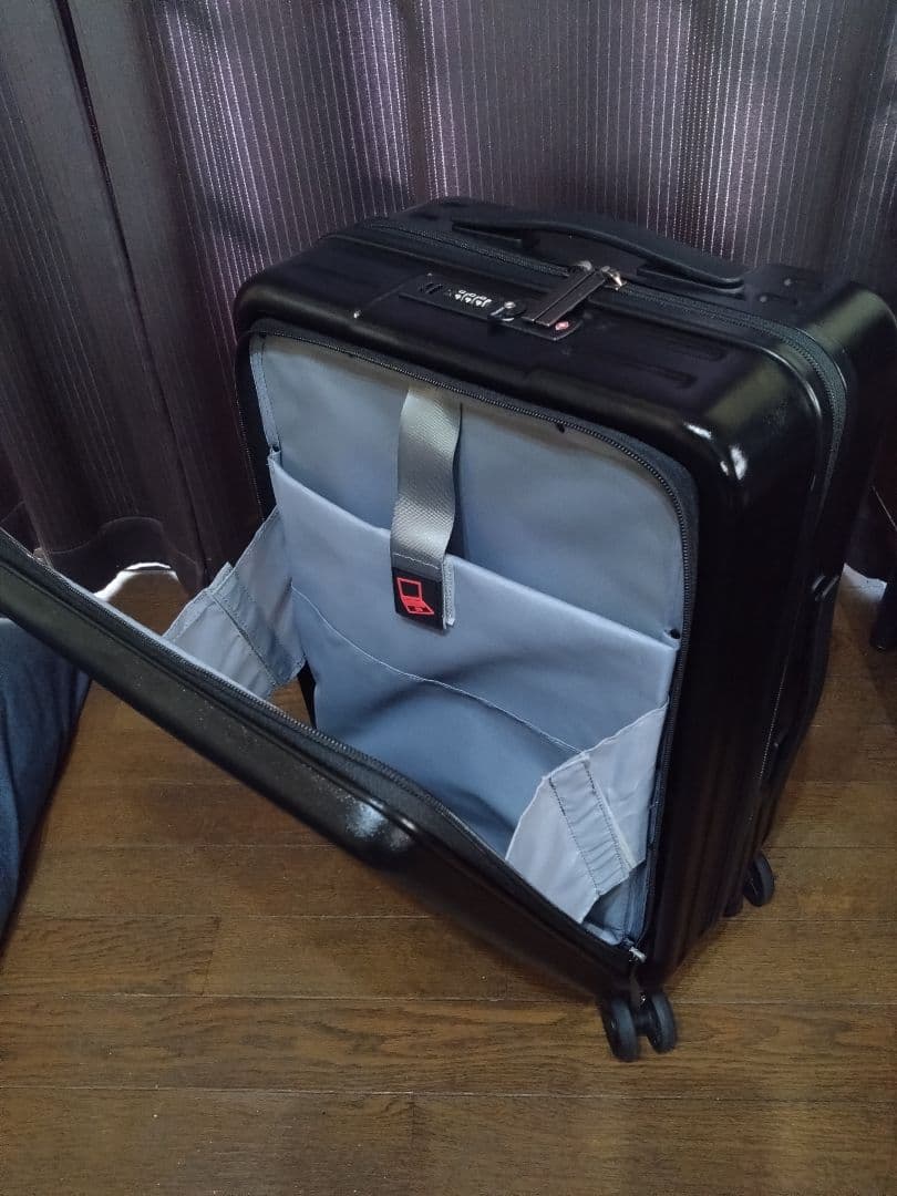 美品 20インチキャリーケース ブラック