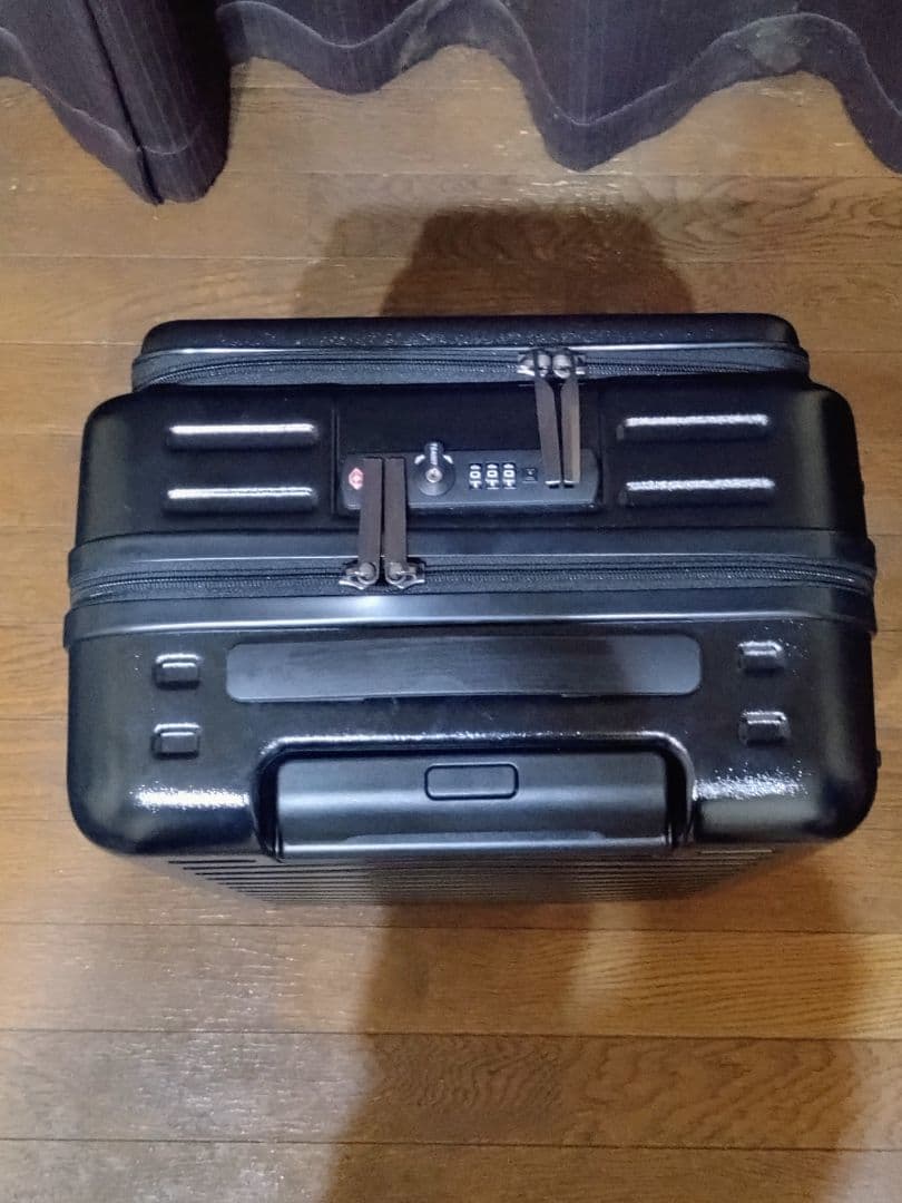 美品 20インチキャリーケース ブラック