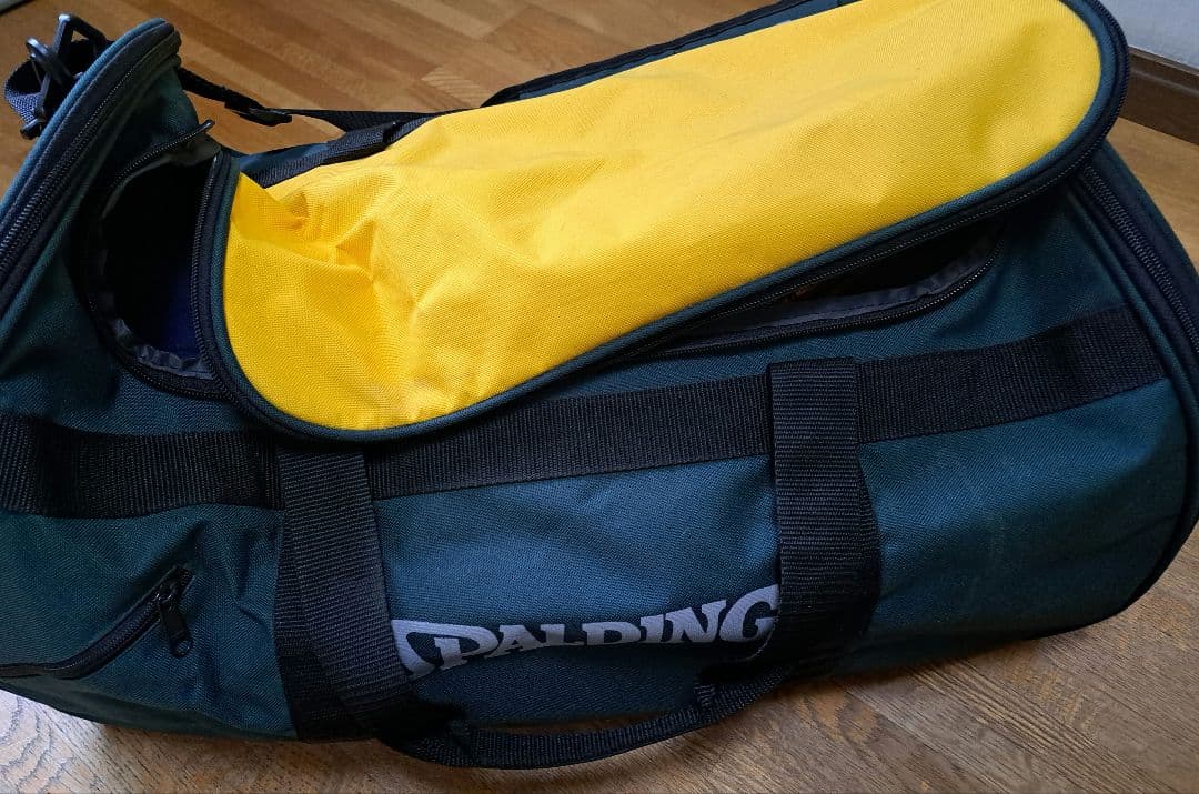 スキーウェア一式 ellesse 赤白上下 グローブ等スキー用品おまけ付き