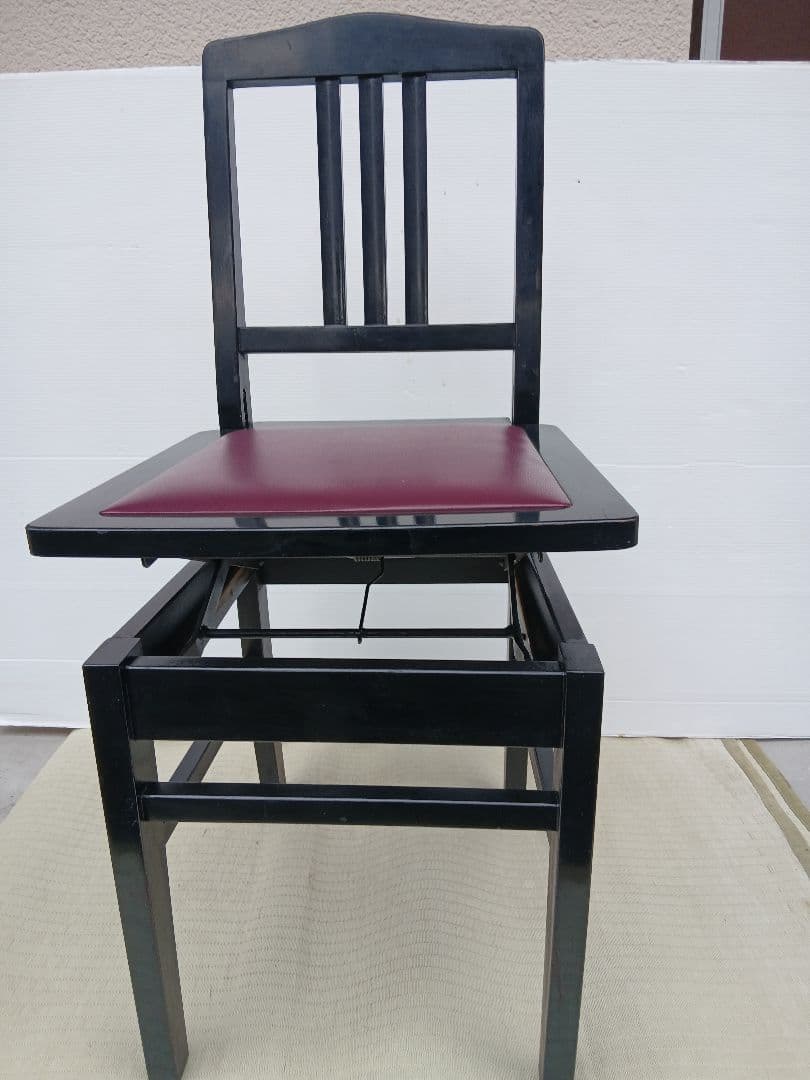 ヤマハ背もたれ付、ストッパー付、ピアノ椅子　昭和レトロ　中古品