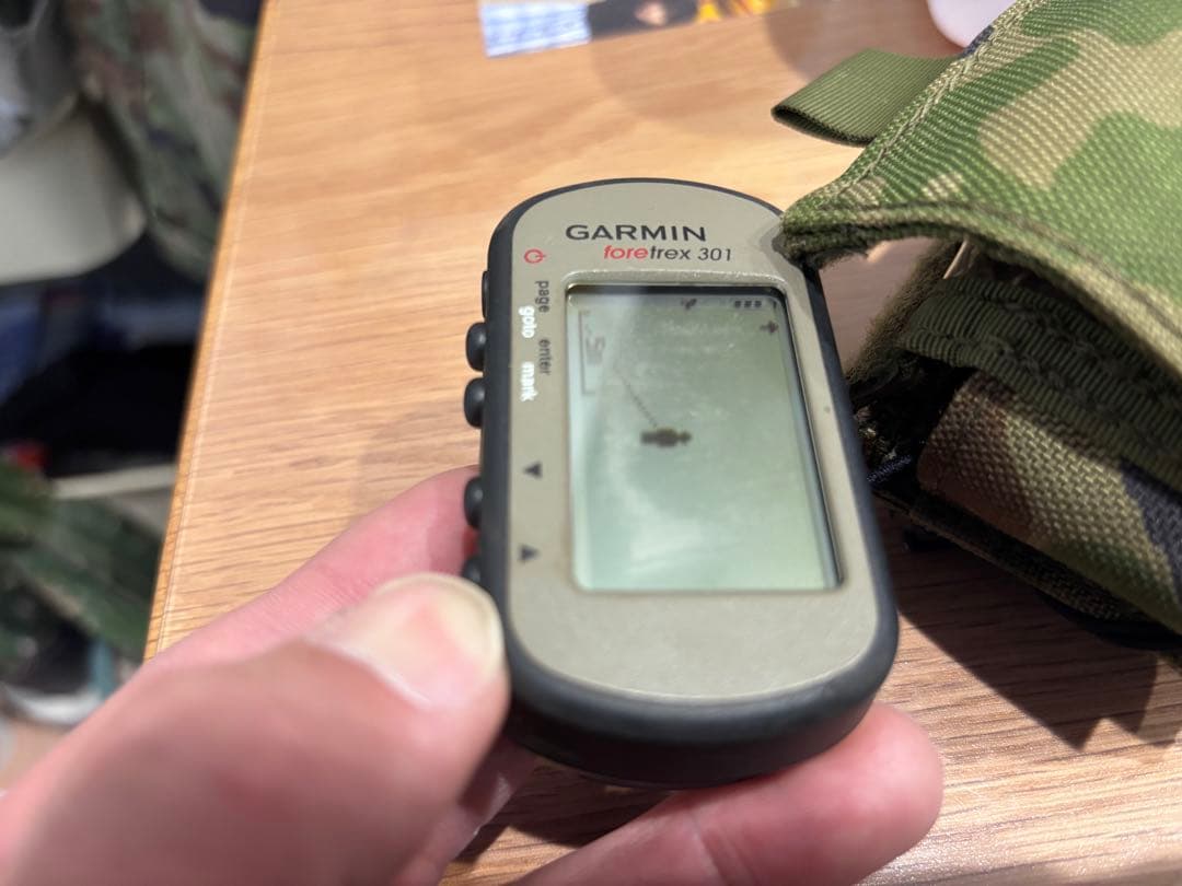 GARMIN Foretrex 301 迷彩カバー　おまけ付き