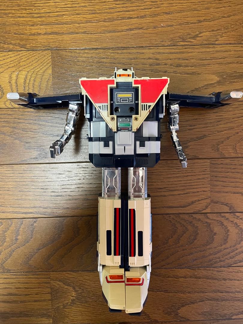 バンダイ 宇宙刑事シャイダー DX超合金 超次元戦闘母艦 バビロス 3段階変形