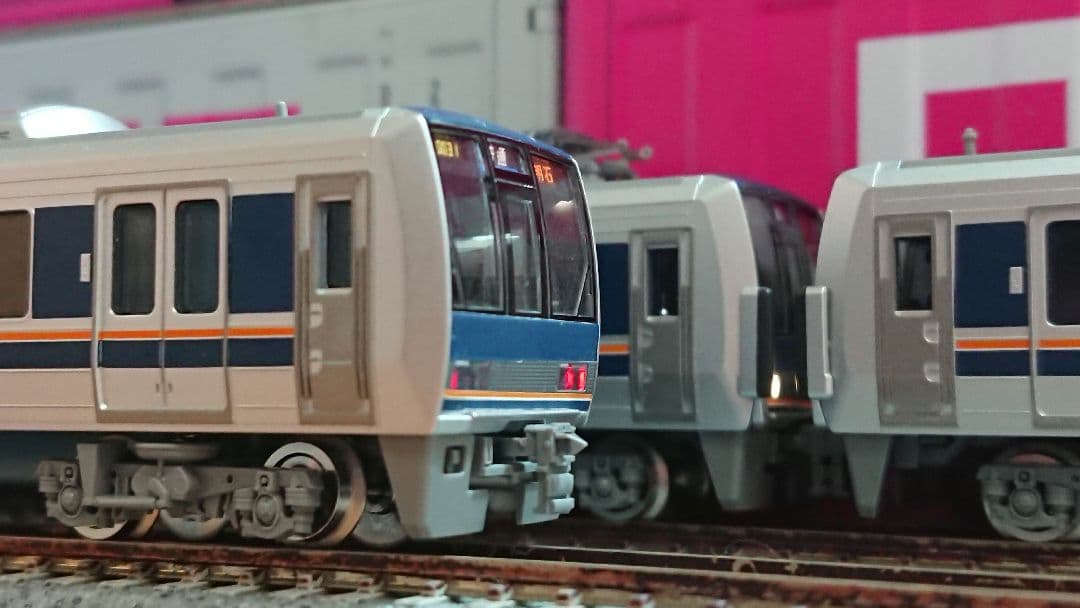 Nゲージ TOMIX 207系 更新前 + リニューアル仕様 混合編成