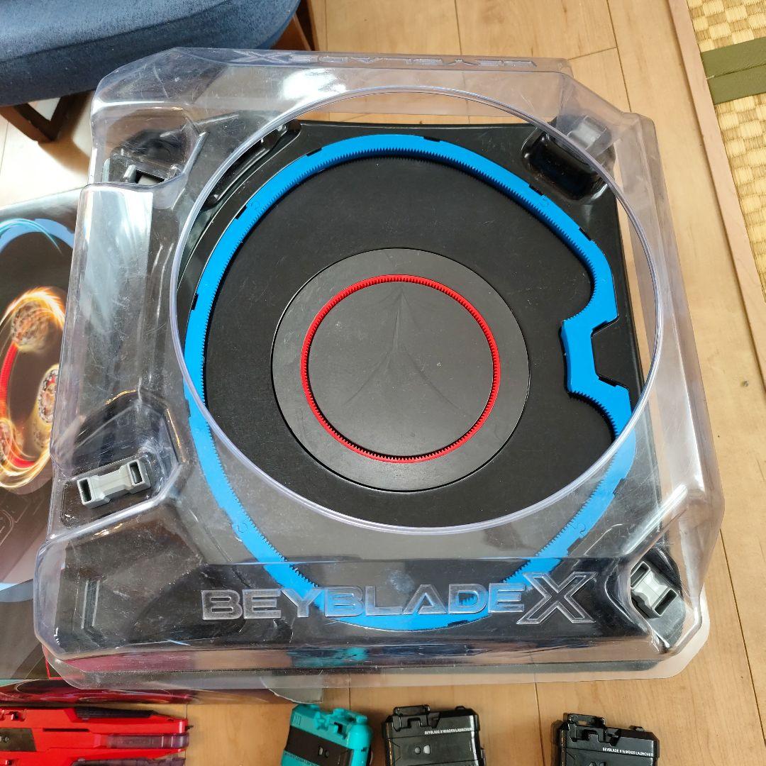 卒業品　ベイブレードX まとめ売り　42個＋電動スタジアム　レアあり