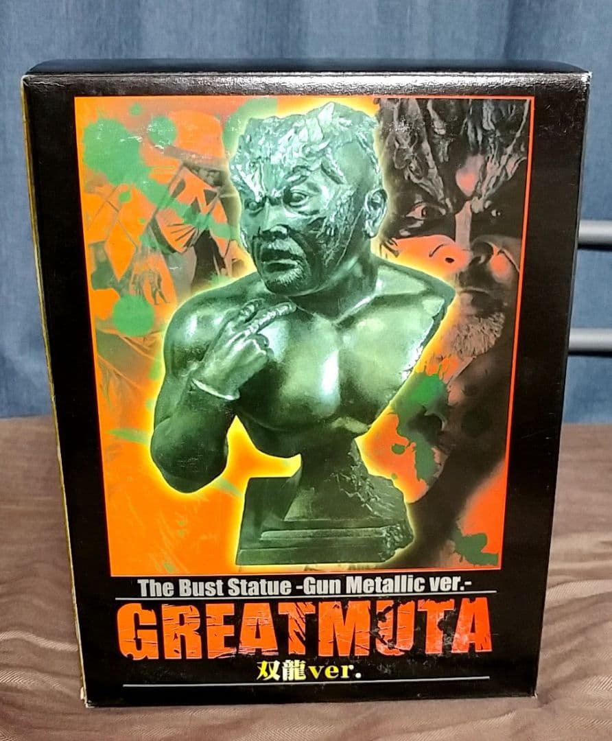 グレートムタ 胸像 双龍ver. 直筆サイン入りポストカード付き スタチュー