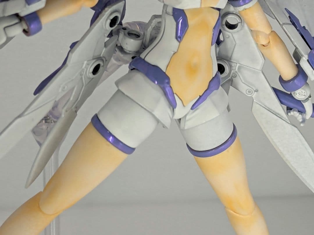 30MS　バンダイ　ティアーシャ/ダリアウエア　塗装済み完成品