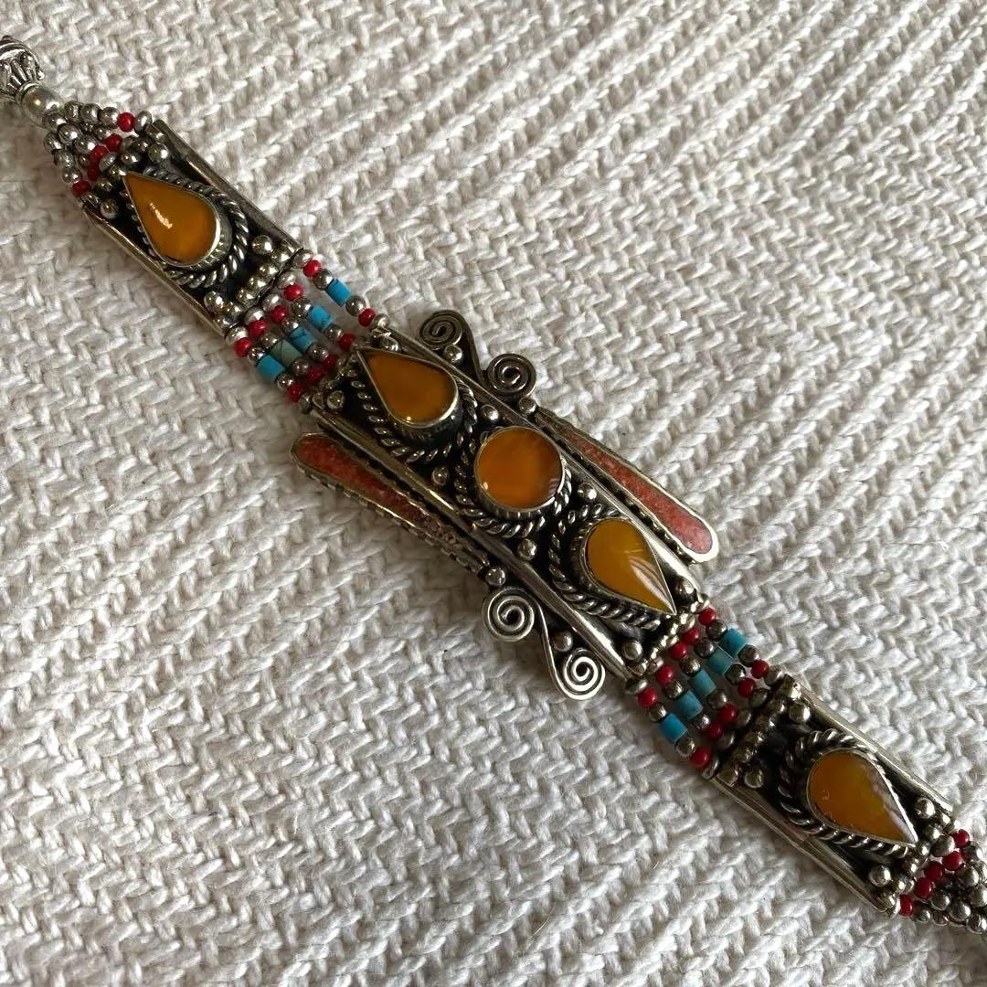 チベット銀象嵌細工ブレスレット 琥珀調 ターコイズ 珊瑚 伝統工芸シルバー