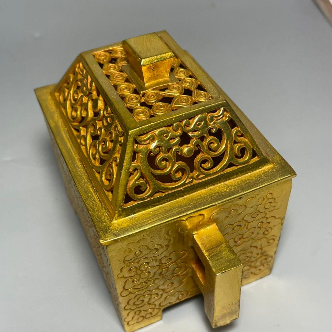 銅制 竜紋透かし彫り蓋宣徳方炉 室内香炉 香道具 茶道具 装飾品 工芸品 置物