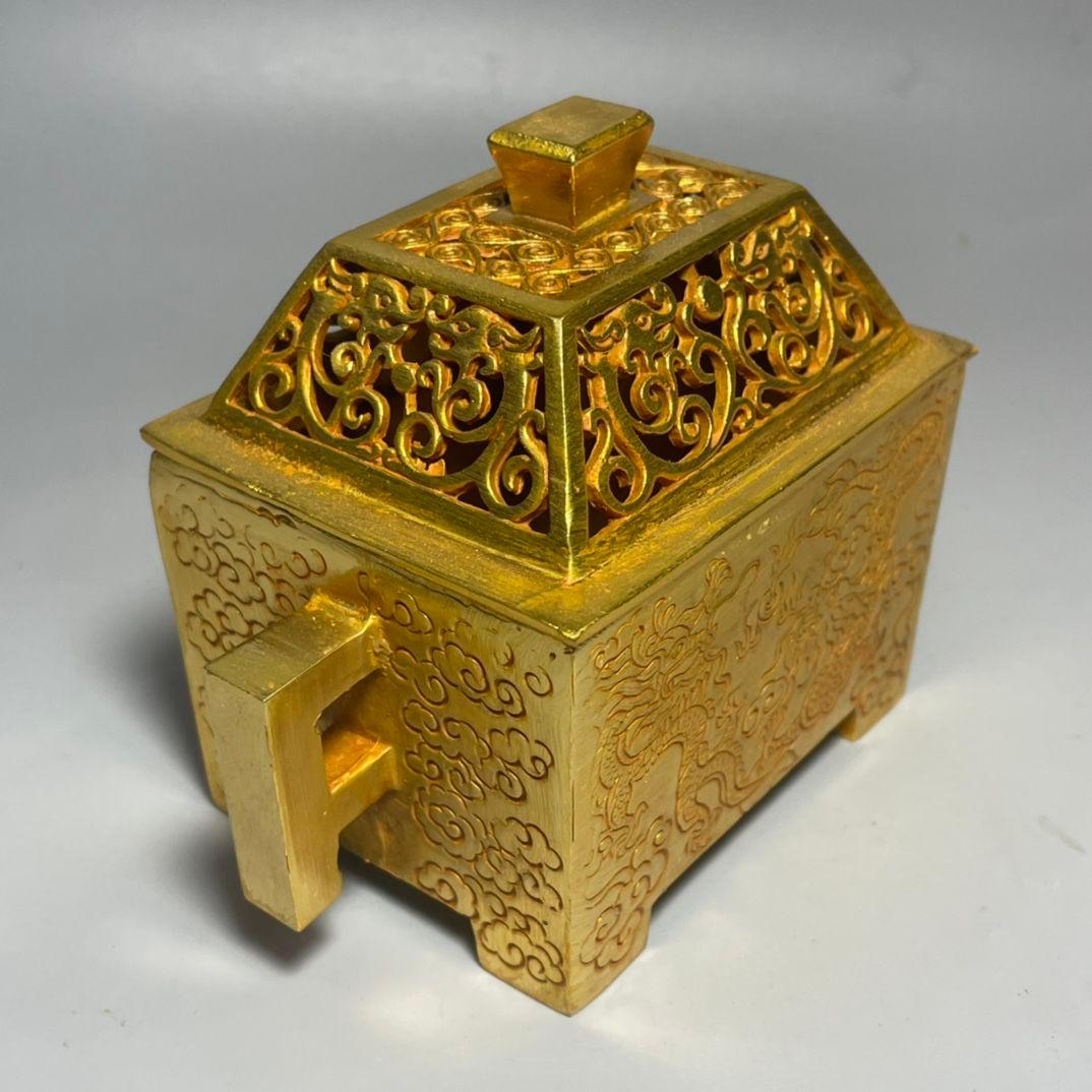 銅制 竜紋透かし彫り蓋宣徳方炉 室内香炉 香道具 茶道具 装飾品 工芸品 置物