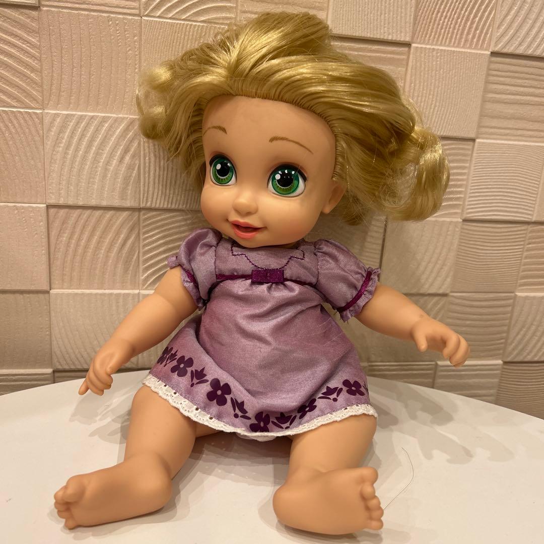 ディズニーストア アニメータードール ラプンツェルベビー＋ラプンツェルヘアブラシ