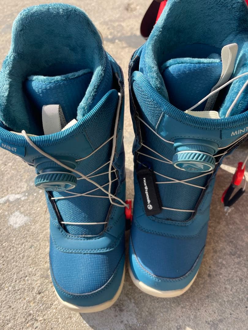 Burton 女性用スノーボードブーツ 収納ケース付き(メーカー別)