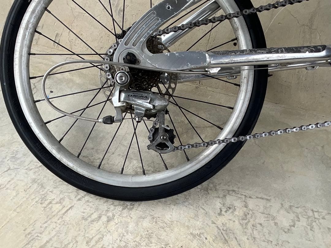 クワハラ　ガープ・ライト／ GAAP Lite 20inch ミニベロ折りたたみ