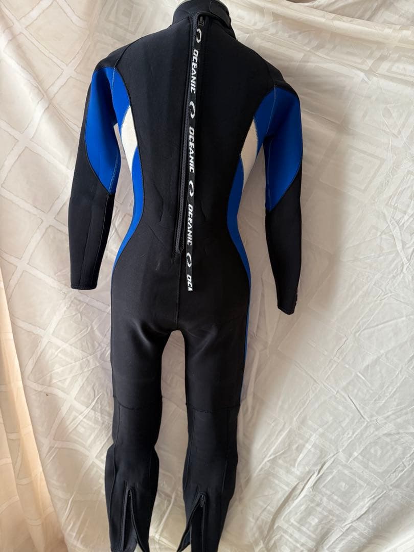 ‼️美品⭐︎5mm‼️スキューバーダイビング　ウエットスーツOCEANIC レディース