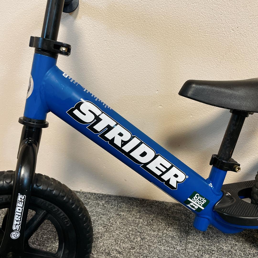 希少　マットブルー　ストライダー スポーツモデル 12インチ STRIDER