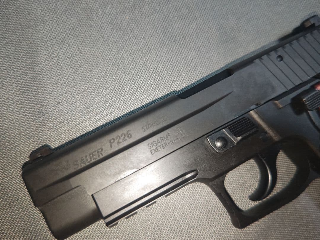 KSC ガスブローバックP226R HW システム7　木製グリップ付き