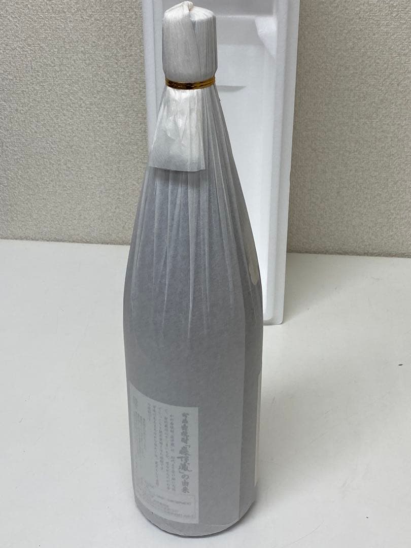 【ぱんだ】 3-3069 かめ壺焼酎　森伊蔵1,800ml