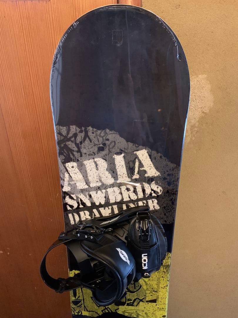 （未使用）ARIA スノーボード＋ビンディング＋ブーツ3点セット