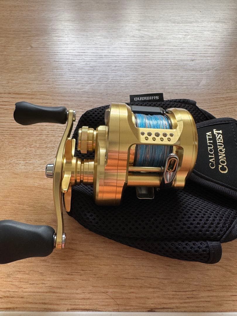 シマノ カルカッタコンクエストMD 300XG 右巻き　未使用品