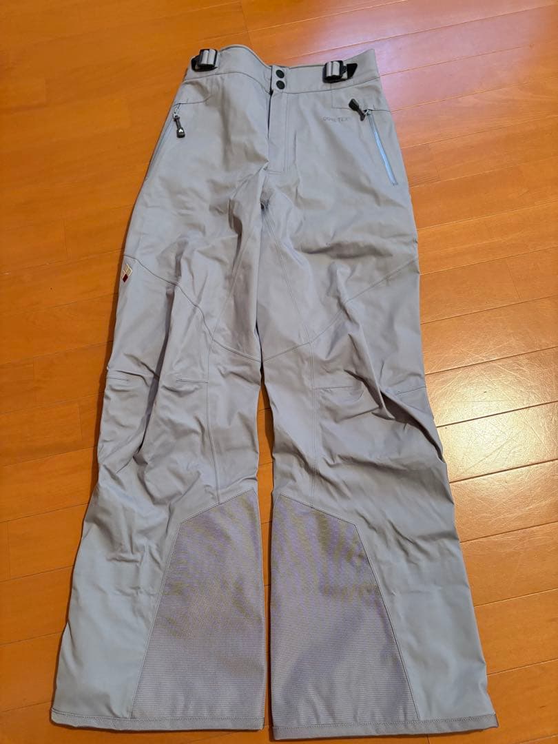 モンベル　パウダートラック サーマパンツ　ゴアテックス　レディースM