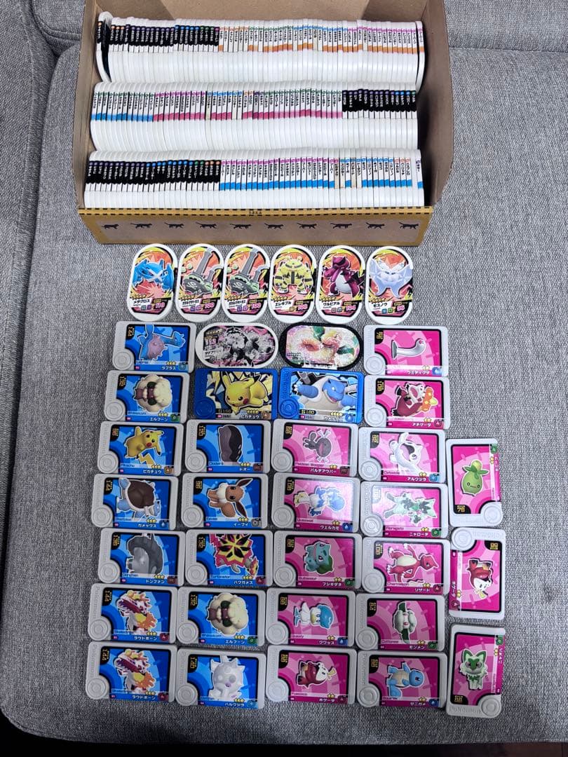 ポケモン・特撮ヒーロー・恐竜・漫画・カードセット