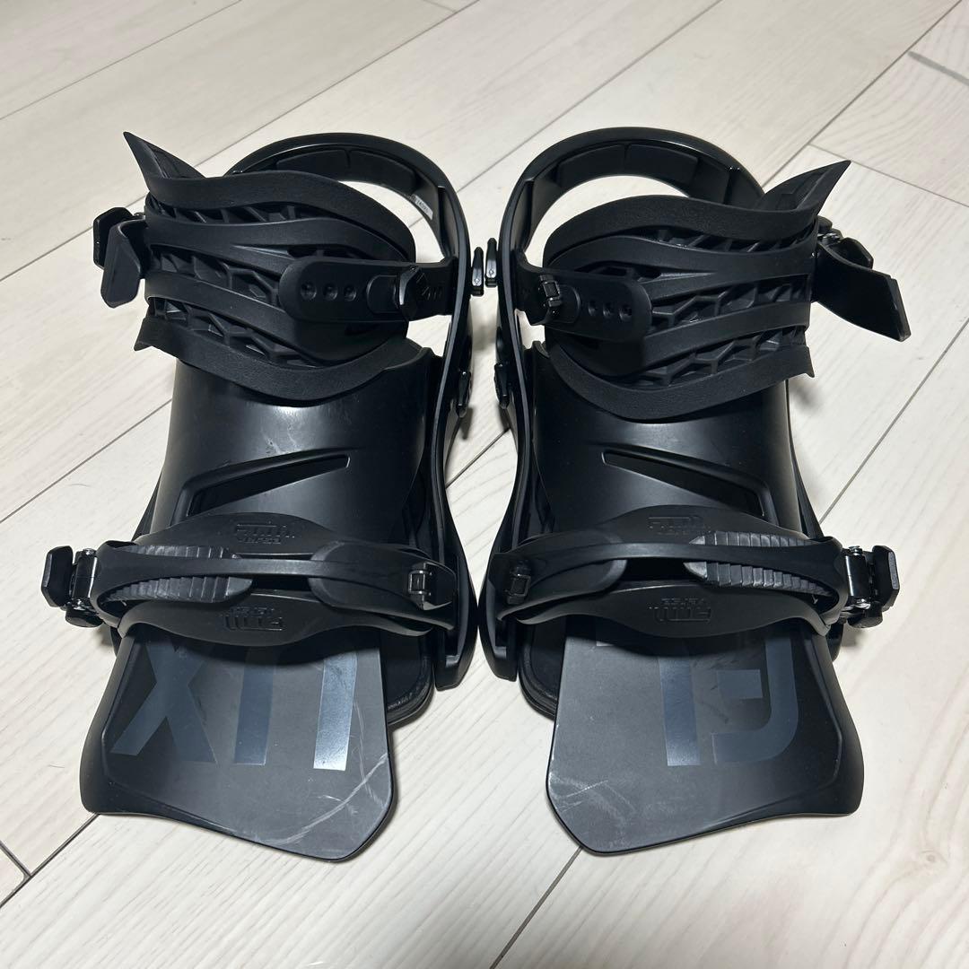 FLUX ブラック ビンディング