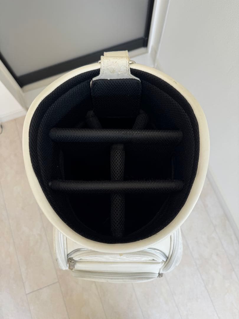 Audi ゴルフ　キャディバッグ ホワイト