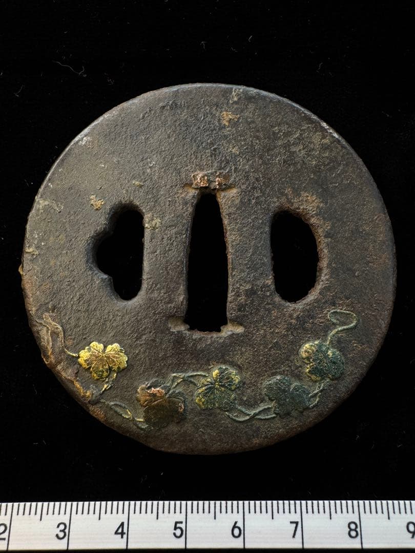 無銘 鉄地鐔 蔦図 鍔 拵 日本刀 刀装具 骨董 古美術 江戸時代