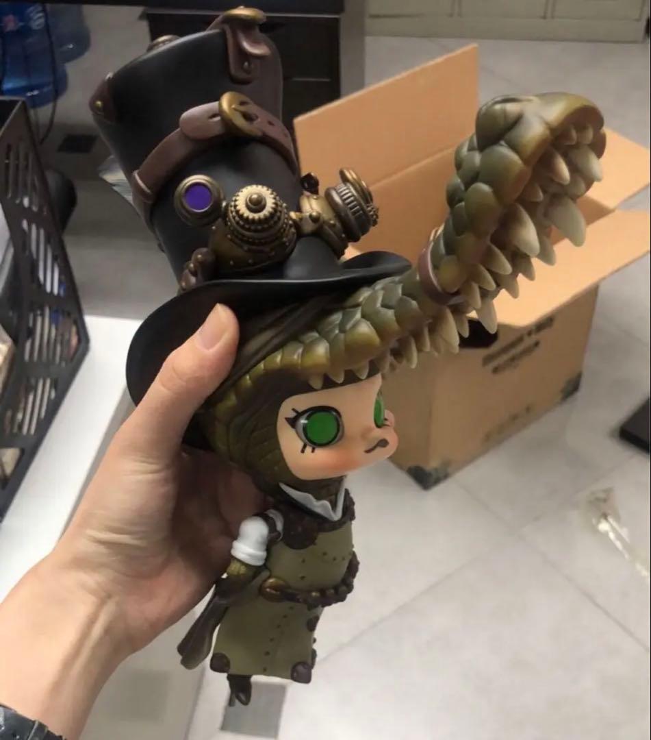 デザイナーズトイ 末那末匠 ポップマート 2点 Molly フィギュア E