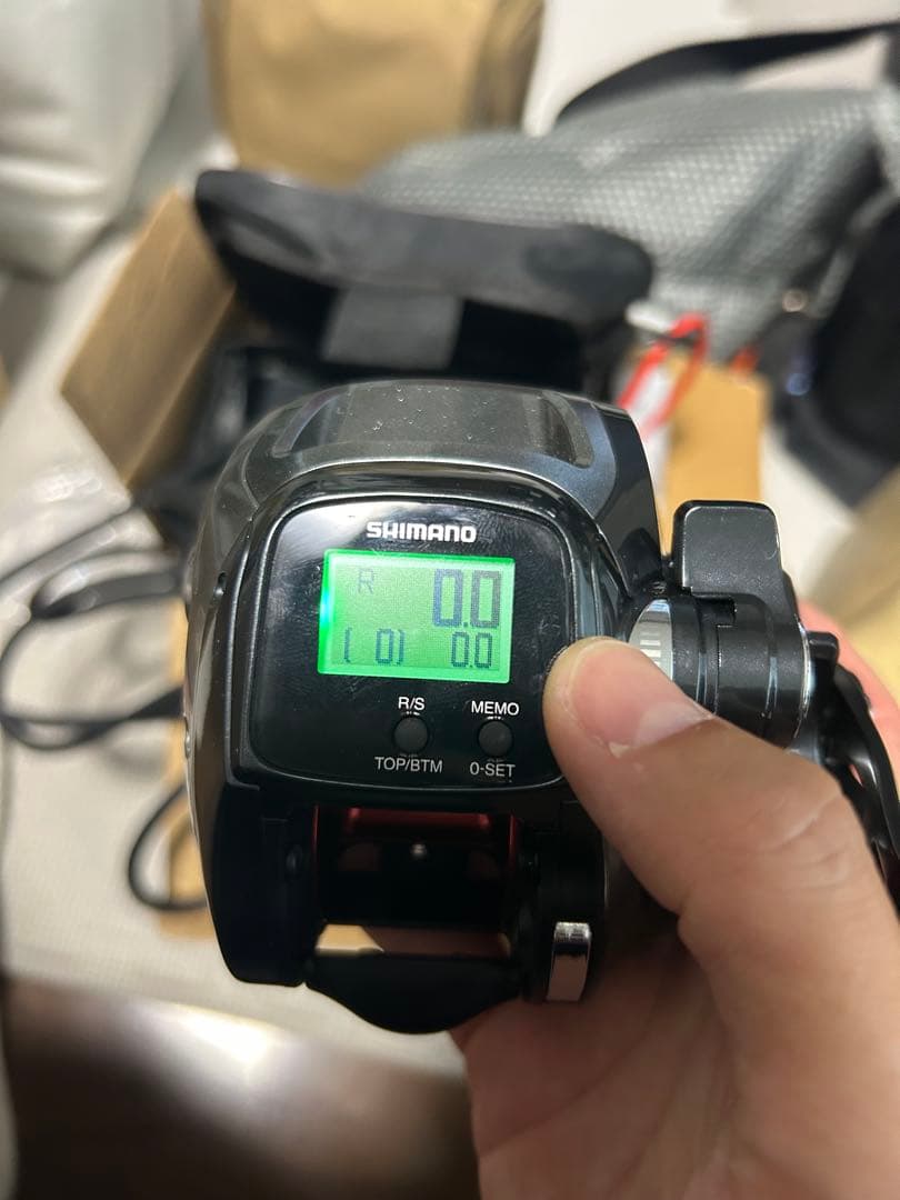 SHIMANO PLAYS 600 電動リール + バッテリー