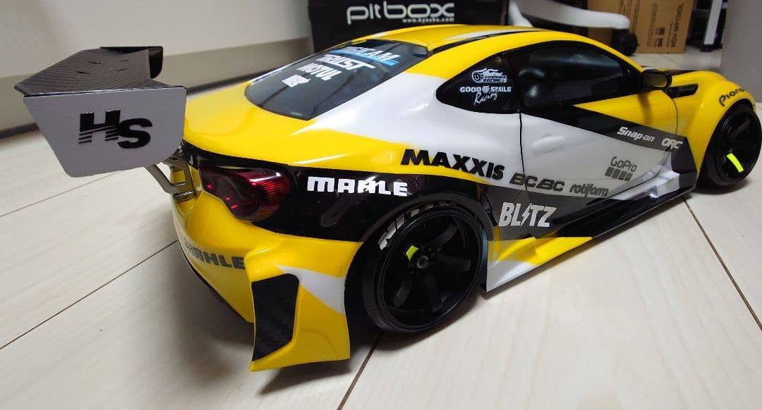 トヨタ86 ヨコモ　ボディ