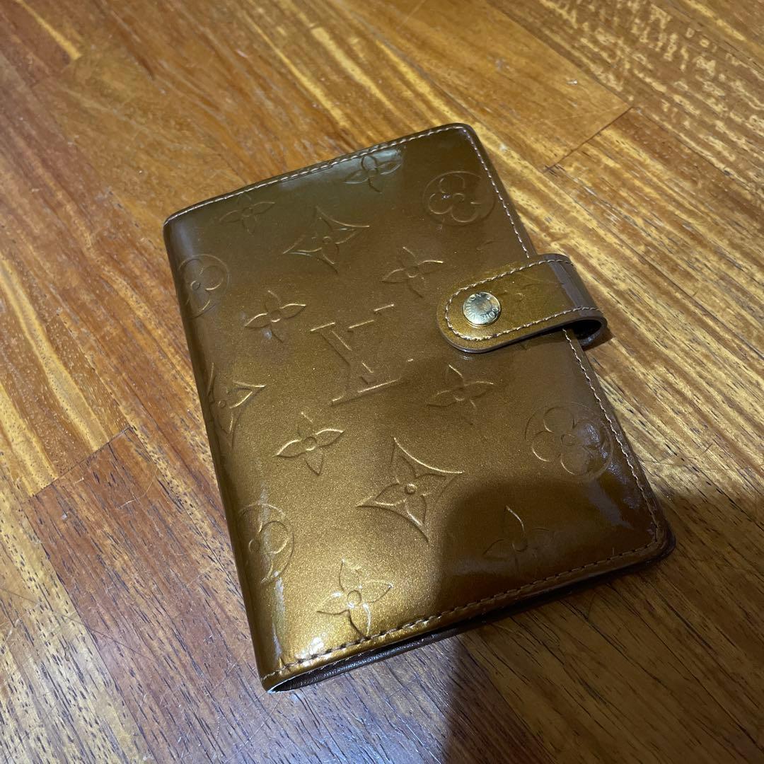 ルイヴィトン　ヴェルニ　手帳